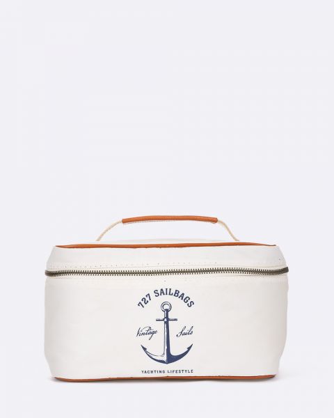 Vanity case · Classic Yachting