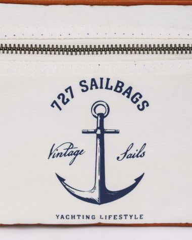 Vanity case · Classic Yachting