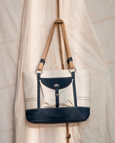 Charlie Handbag · Les Grands Classiques Navy