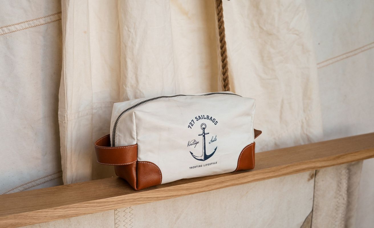 Windy Toiletry bag · Classic Yachting