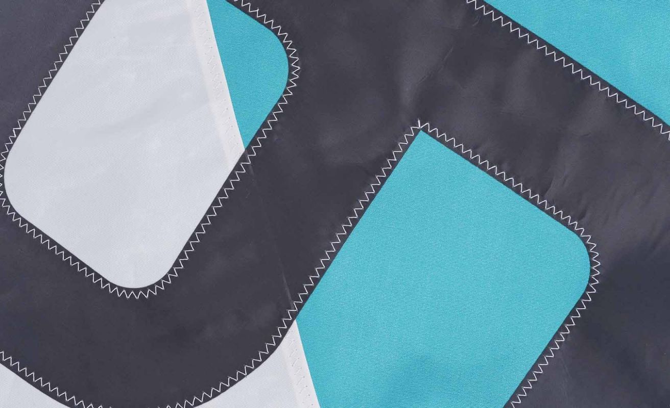 Cruise Bean Bag ⌀28 · Turquoise and White