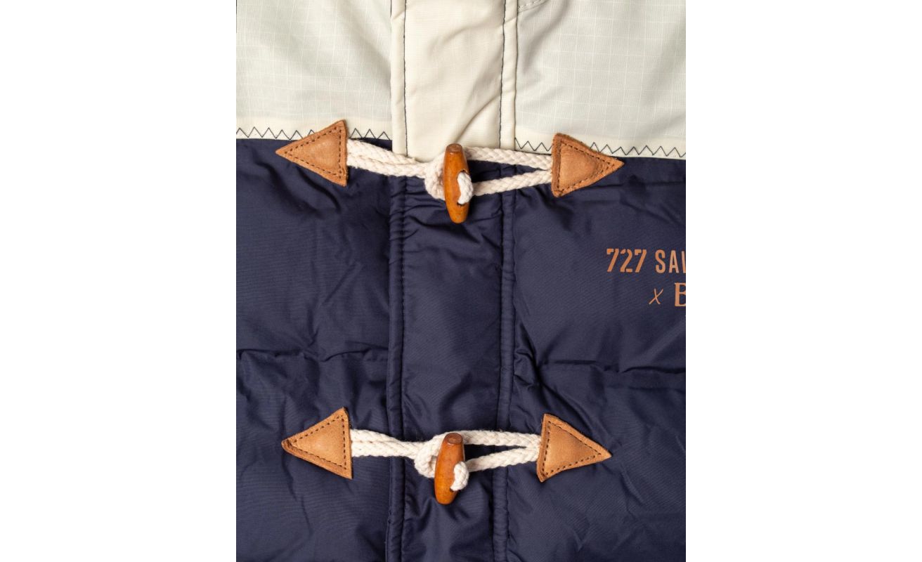 Women's sleeveless down jacket · Belem Collection