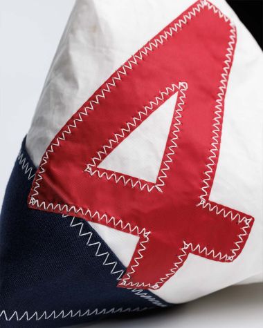 Christmas 2025: Small Navy Décor Gift Set