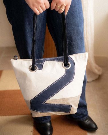 Legend Handbag · Linen and Navy Leather