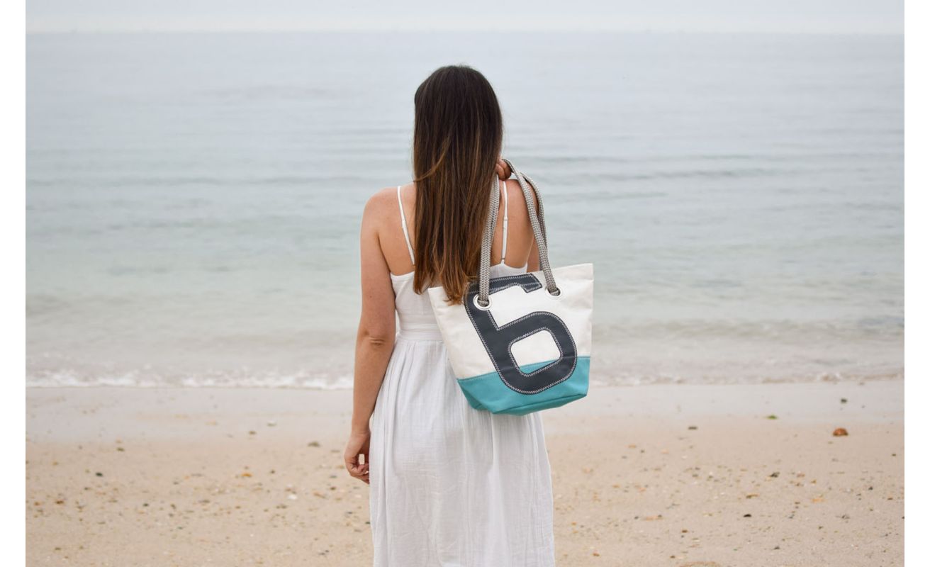 Handbag Legend · Summertime blue and grey