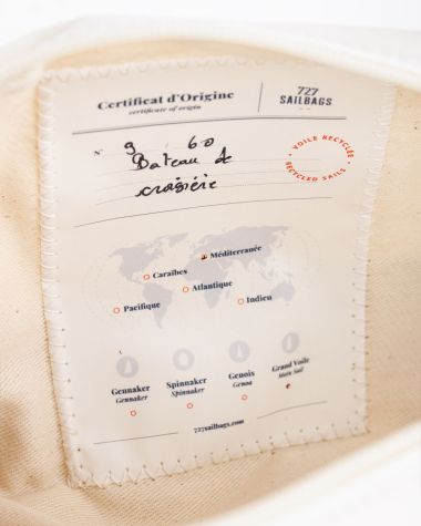 Windy Toiletry bag · Chocolate