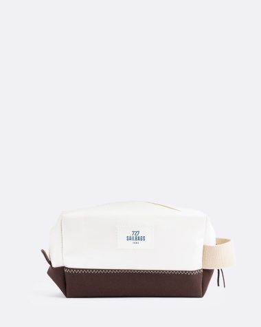 Windy Toiletry bag · Chocolate