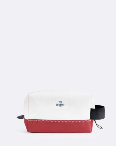 Windy Toiletry bag · Brick red