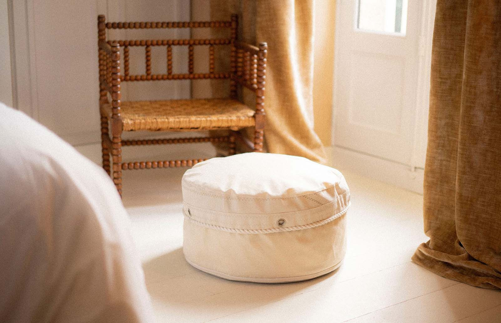 Recycled sailcloth solo bean bag | 727 Sailbags